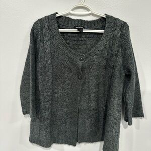Cable & Gauge Charcoal V-Neck Sweater